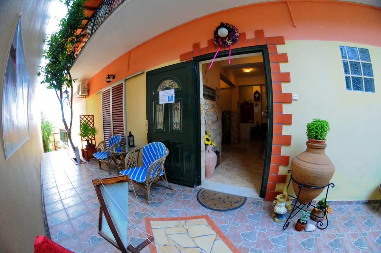 Nefeli Rooms Pefki  Dış mekan fotoğraf